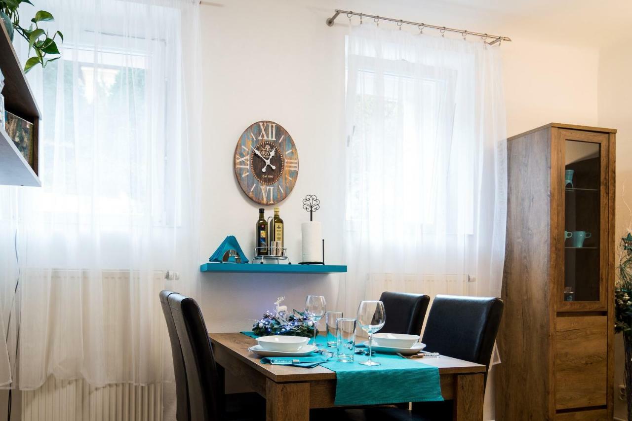 Nice Home To Stay At Prague Close To Castle With Terrace And Garden Eksteriør bilde